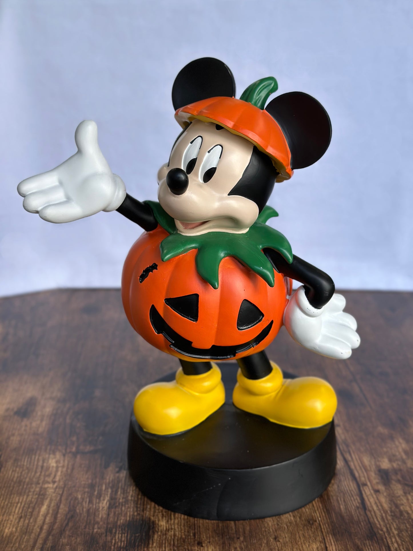 OT-DE-102 Mickey Calabaza