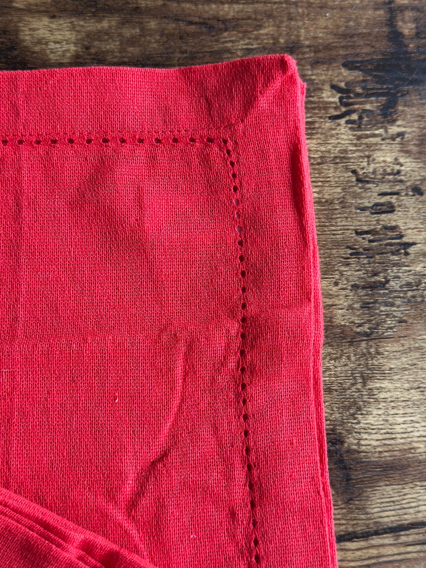 NA-SE-013 Servilletas Rojas Filo con Perforación x 8 Navidad