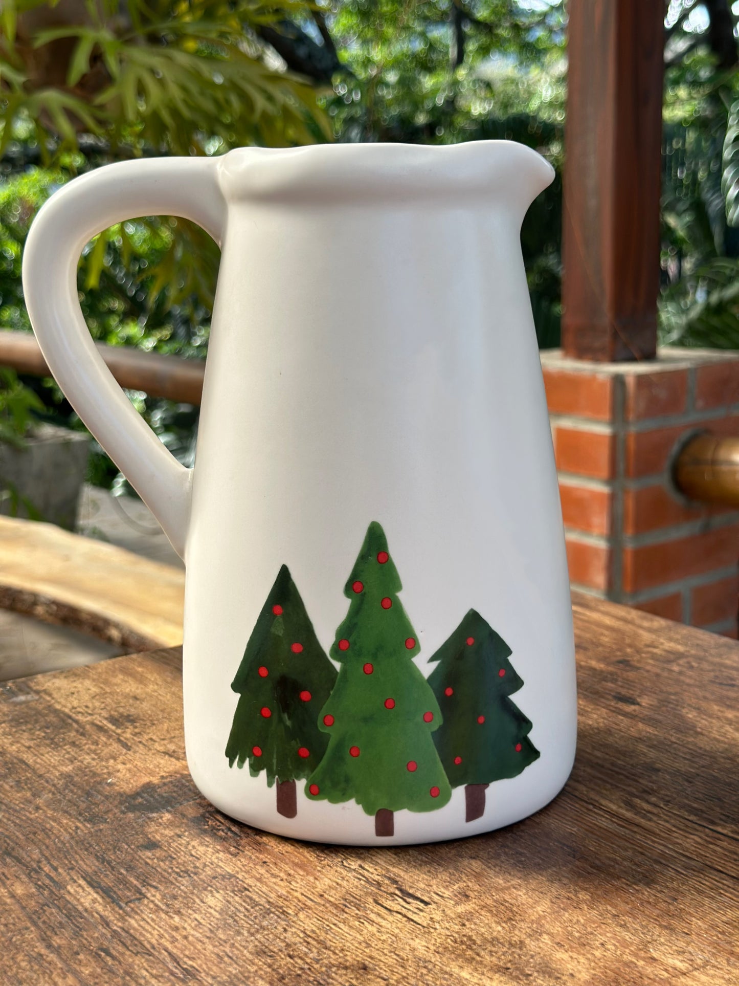 NA-VA-016 Vajilla Blanca con Pinos Verdes Navidad. Set x 10