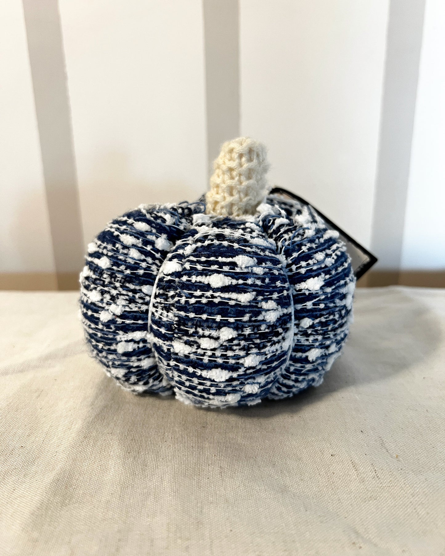 OT-DE-024 Decoración Calabaza Azul Tejida 12cm Otoño