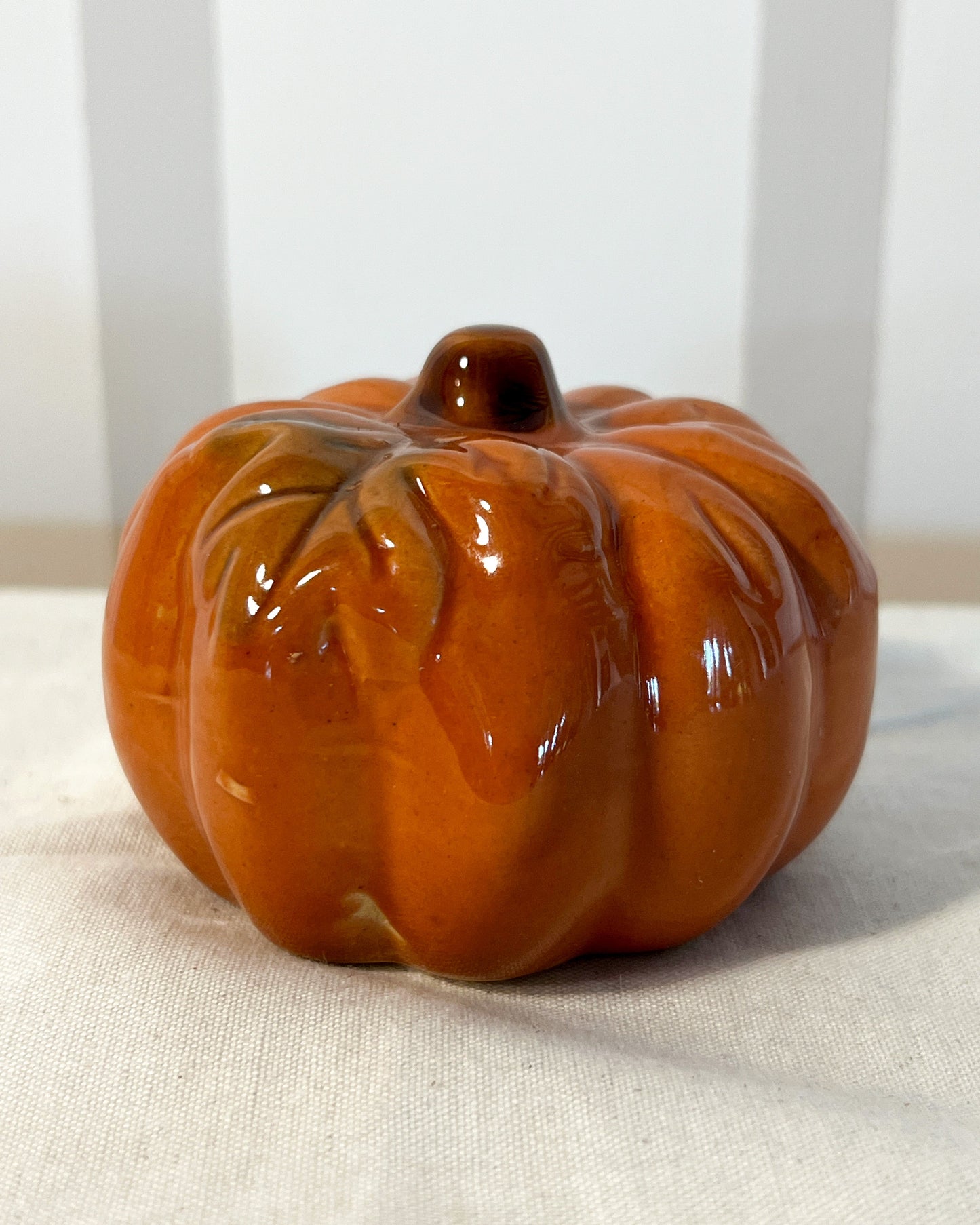 OT-DE-041 Decoración Calabaza Cerámica Naranja 8cm