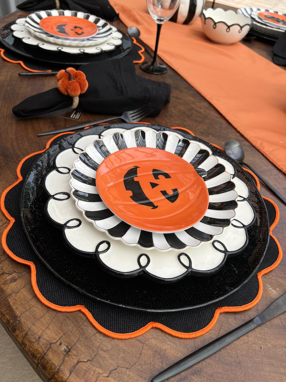 OT-PL-015 Plato Tortero Calabazas. Set x 8