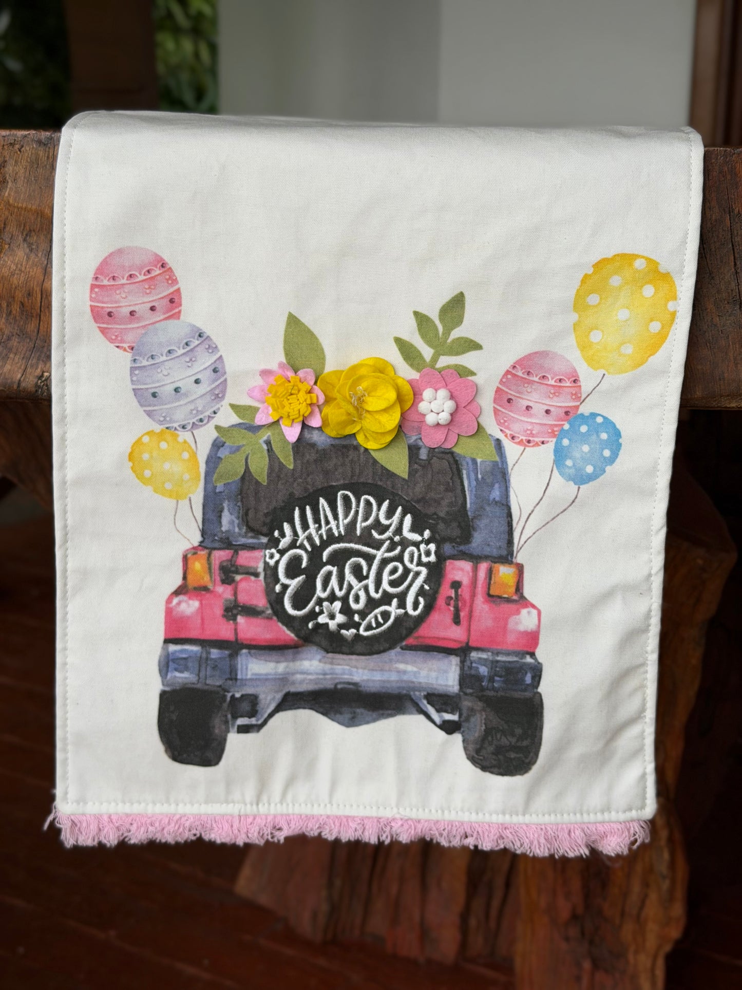 EA-CA-013 Camino de Mesa con Carro Rosado y Globos