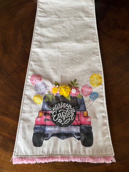 EA-CA-013 Camino de Mesa con Carro Rosado y Globos