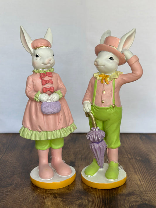 EA-DE-013 Pareja de Conejos Vestidos de Rosa y Verde