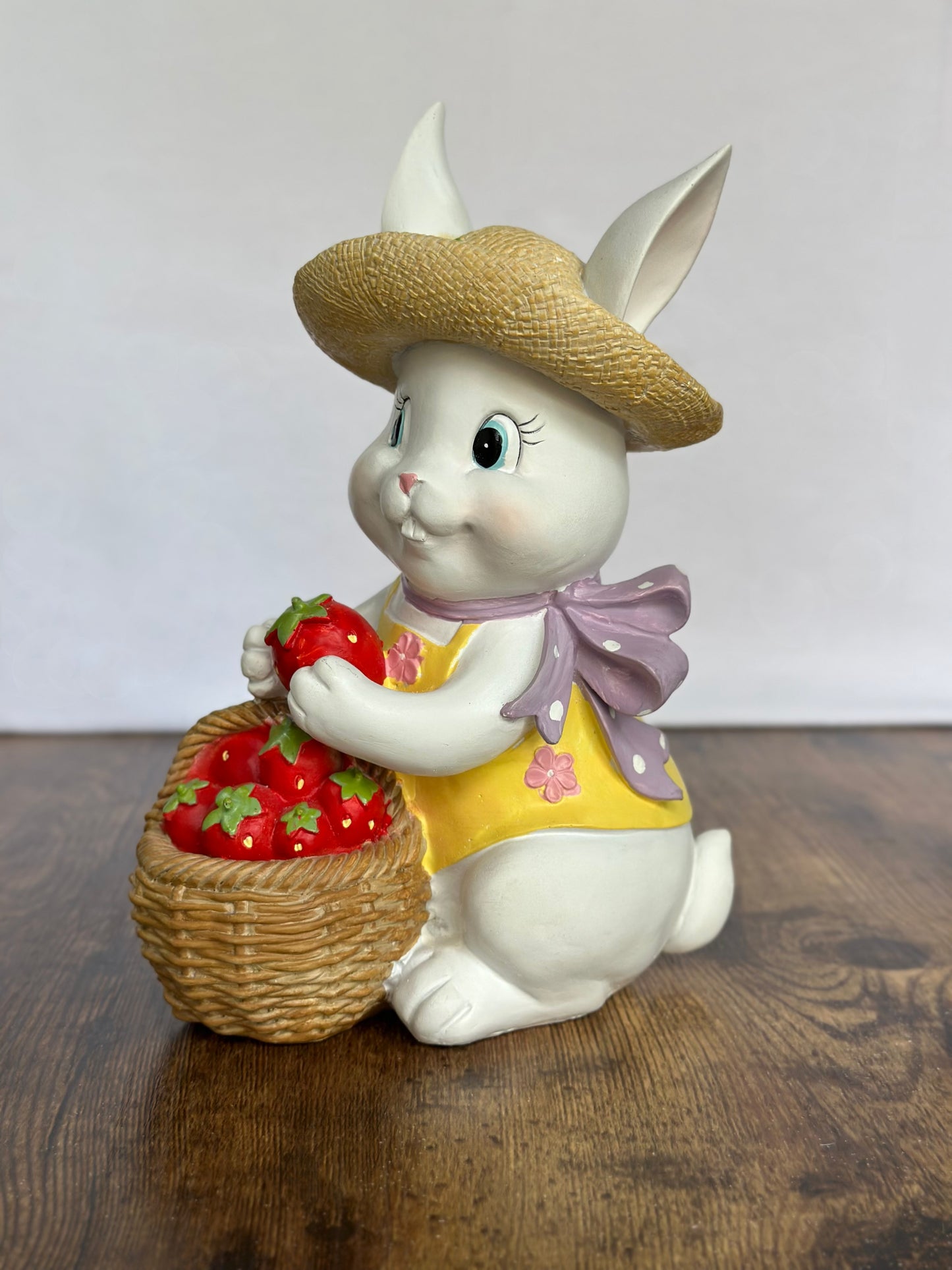 EA-DE-044 Coneja Sombrero Fresas