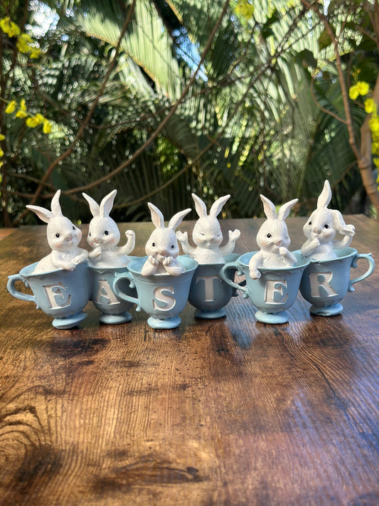 EA-DE-084 Tazas Azules con Conejos Letrero Easter