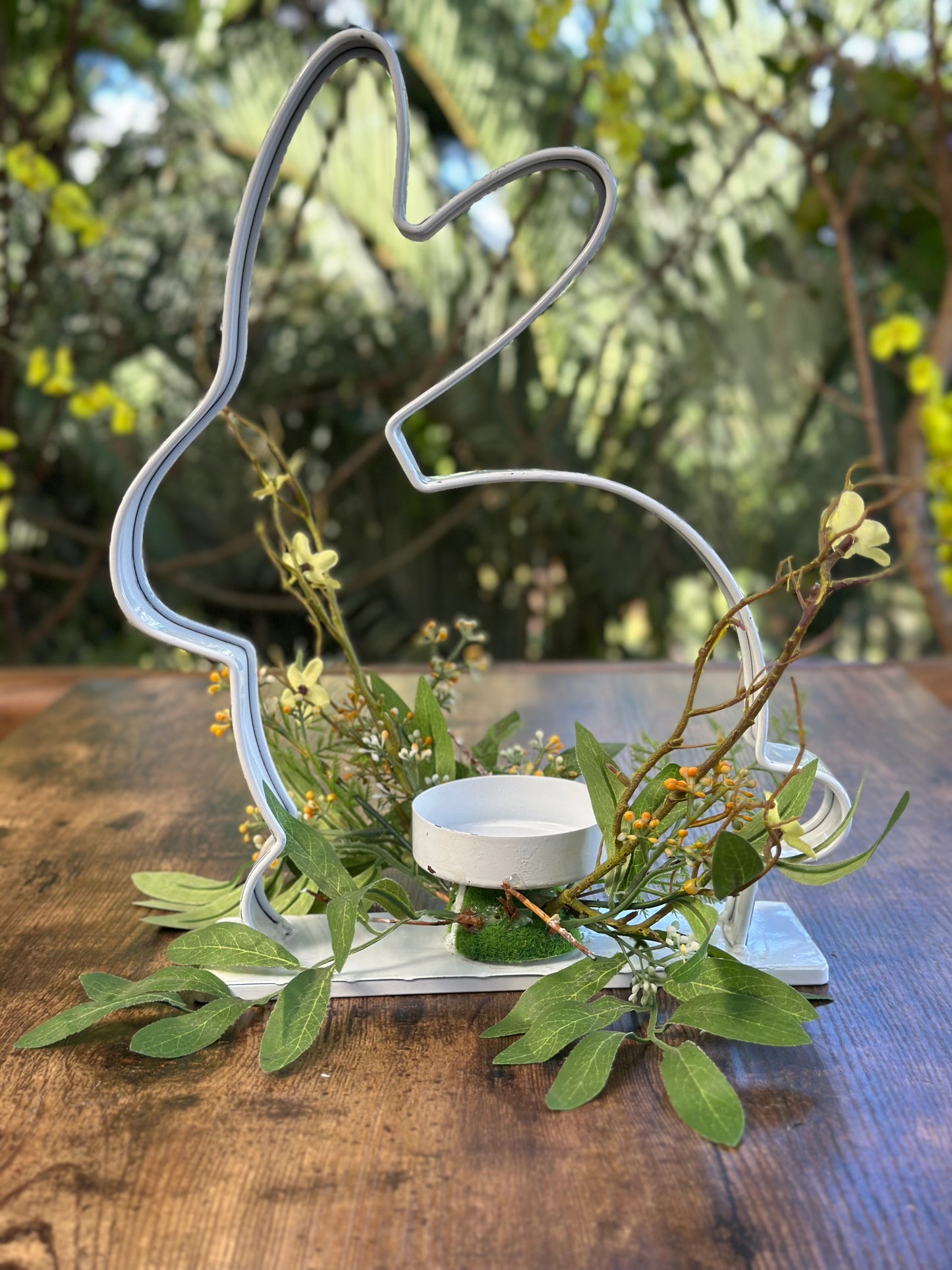 EA-DE-093 Candelabro de Conejo Blanco