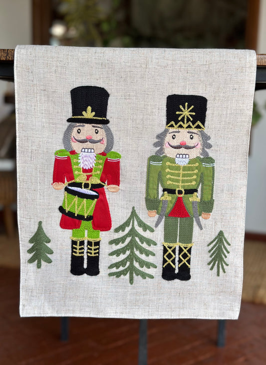 NA-CA-004 Camino de Mesa Cascanueces Navidad