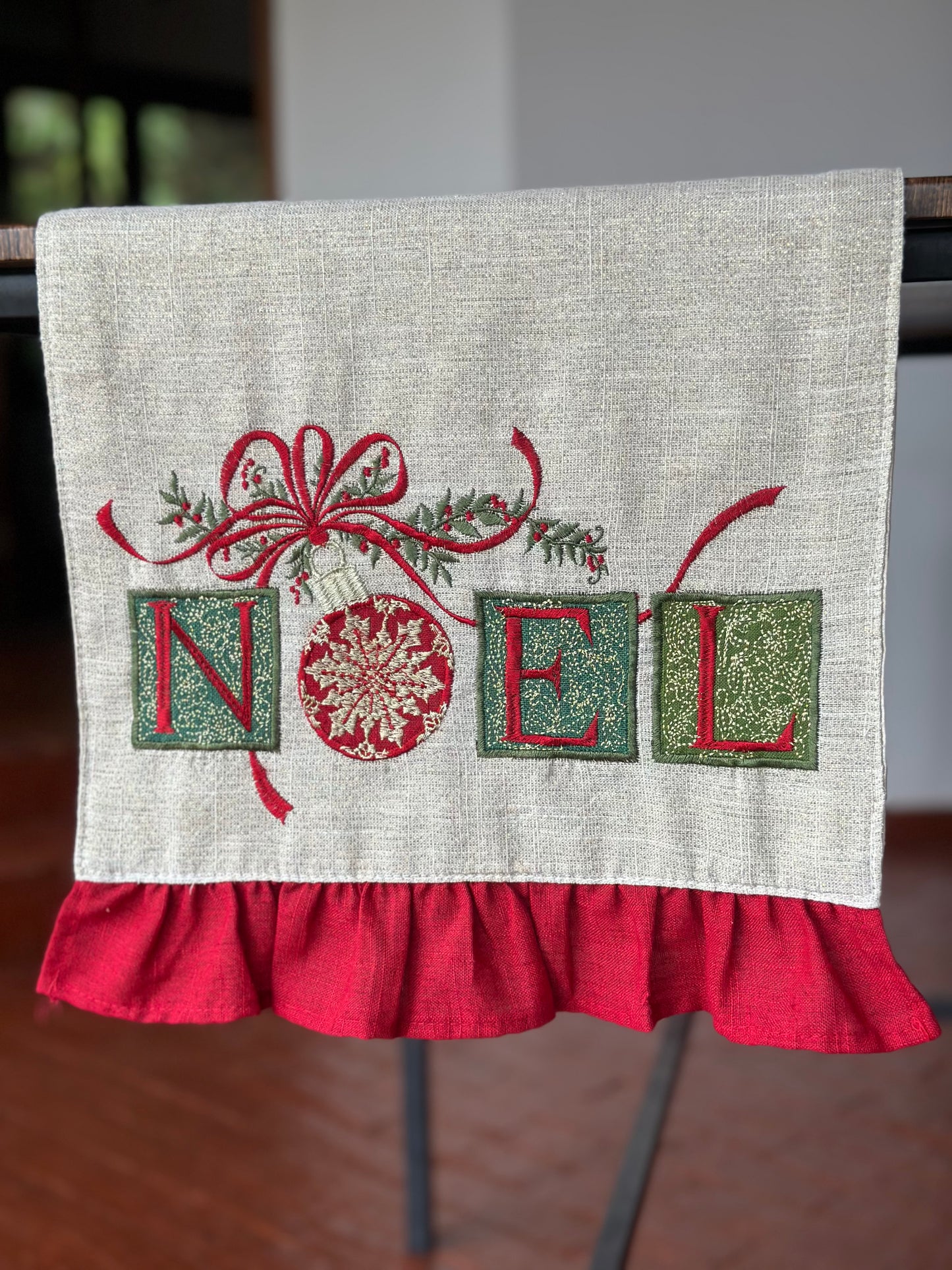 NA-CA-013 Camino de Mesa Noel Navidad