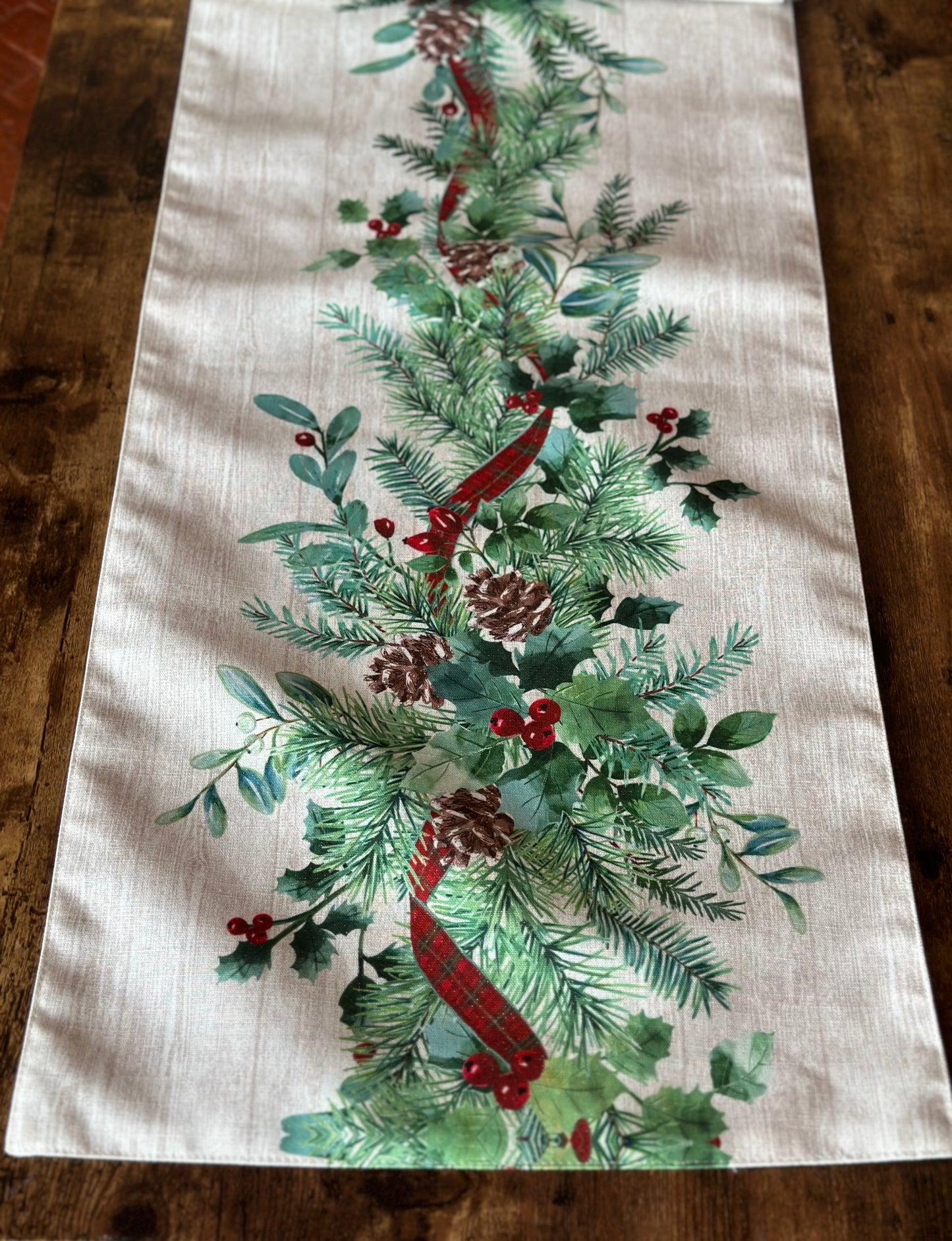 NA-CA-020 Camino de Mesa Hojas Navidad Beige
