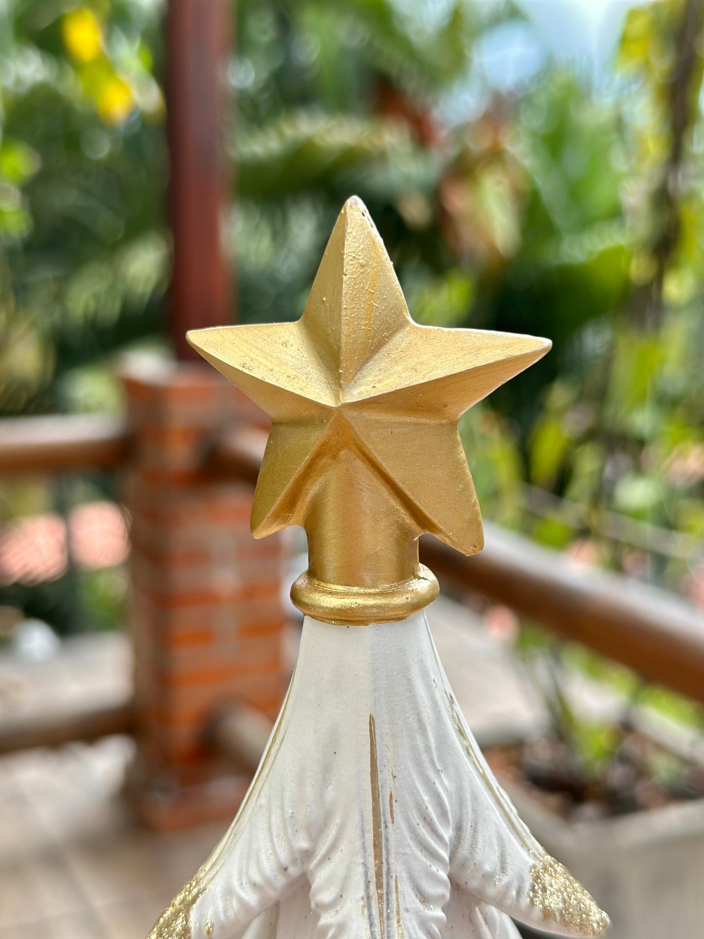 NA-DE-087 Árbol Navidad Blanco con Escarcha Dorada. Set x 2