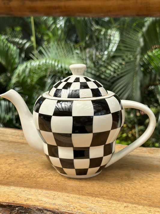 NA-DE-149 Tetera a Cuadros