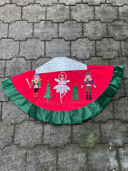 NA-DE-179 Pie de Arbol Cascanues & Bailarina Navidad