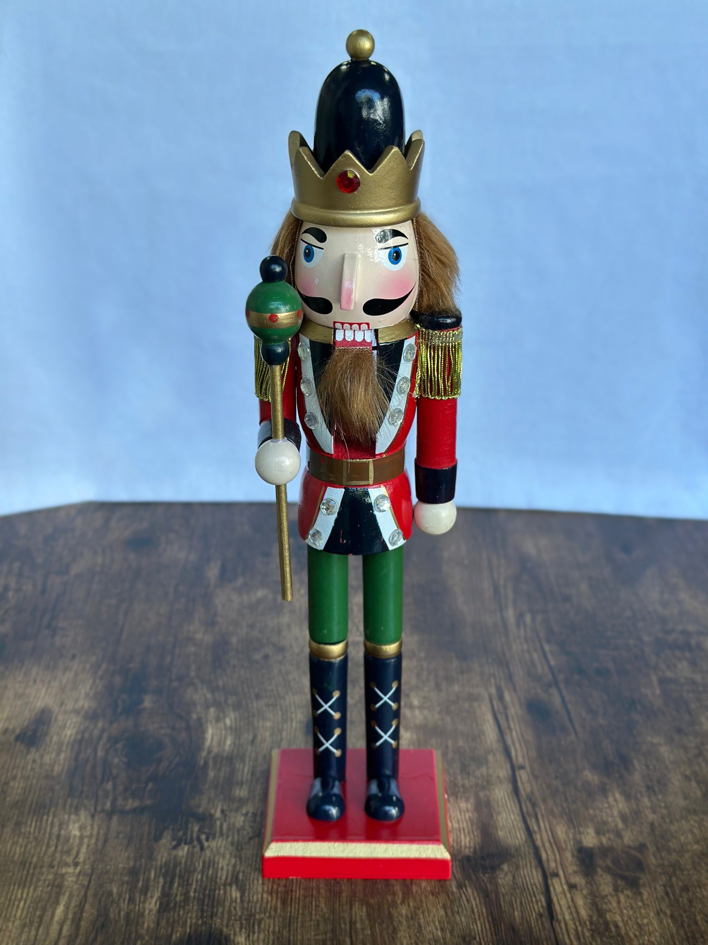 NA-DE-197 Cascanuez Rojo Madera Navidad