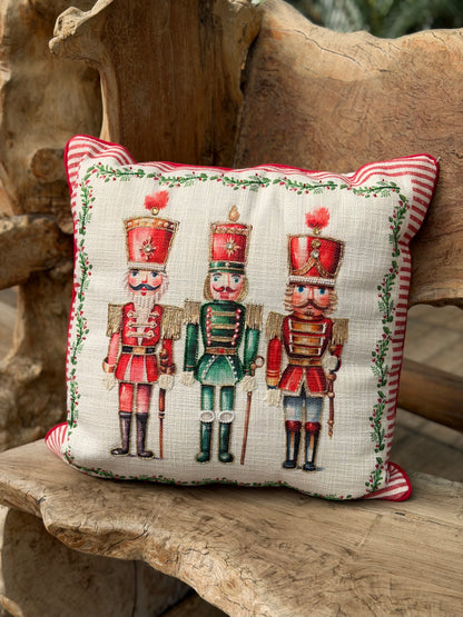 NA-DE-222 Cojín Cascanueces Navidad
