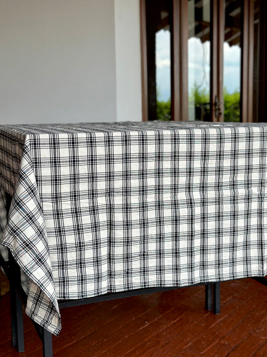 NA-MA-011 Mantel Blanco & Negro Cuadros