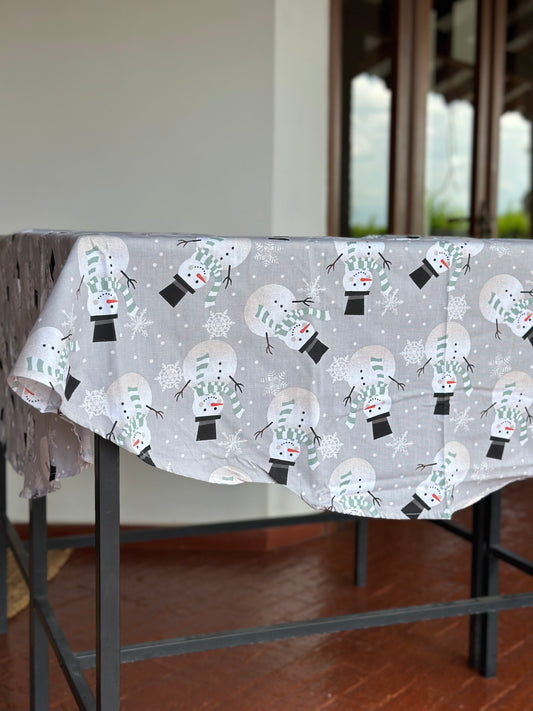 NA-MA-014 Mantel Muñecos de Nieve Redondo Navidad
