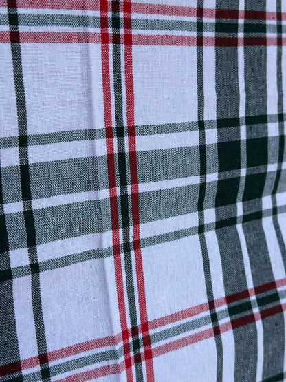 NA-MA-019 Mantel Búfalo Blanco, Verde & Rojo Navidad