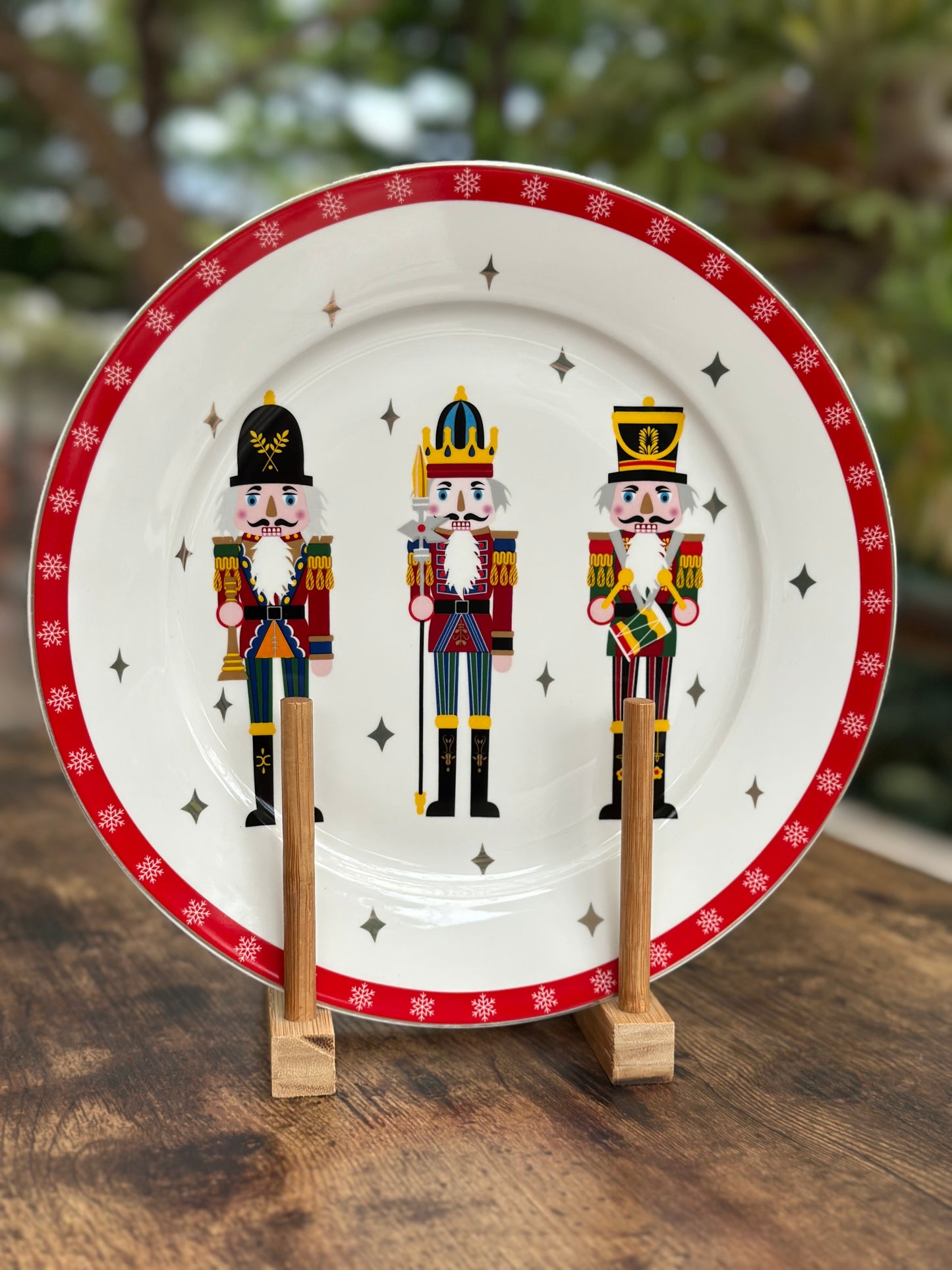 NA-PL-021 Plato Principal Cascanueces Bordo Rojo x 8 Puestos. Navidad