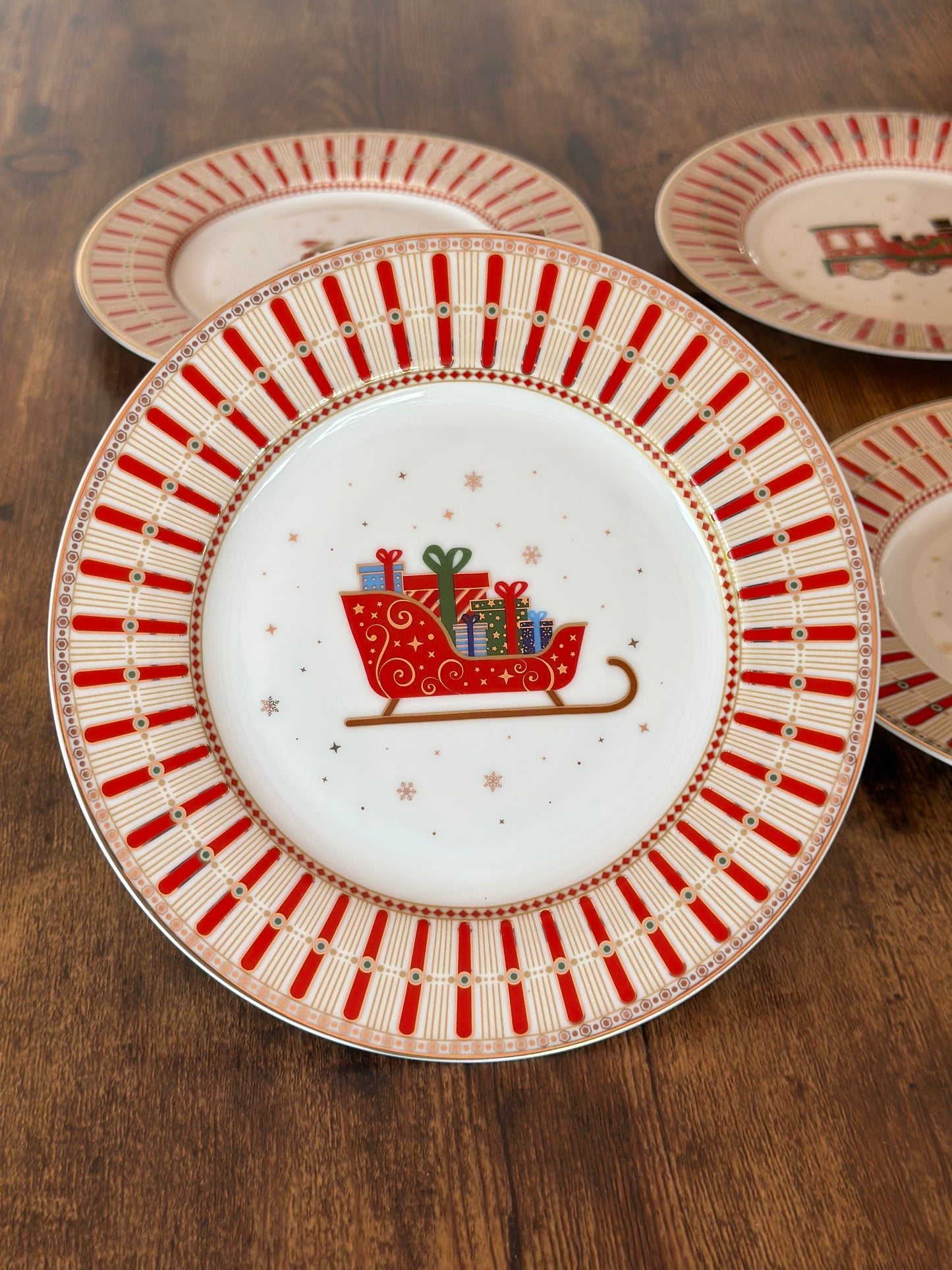 NA-PL-066 Platos Tren Navidad. Set x 4