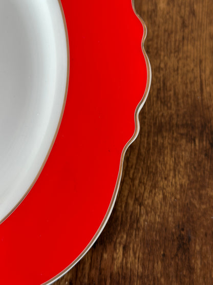NA-PL-070 Plato Blanco Borde Rojo.  Set x 8
