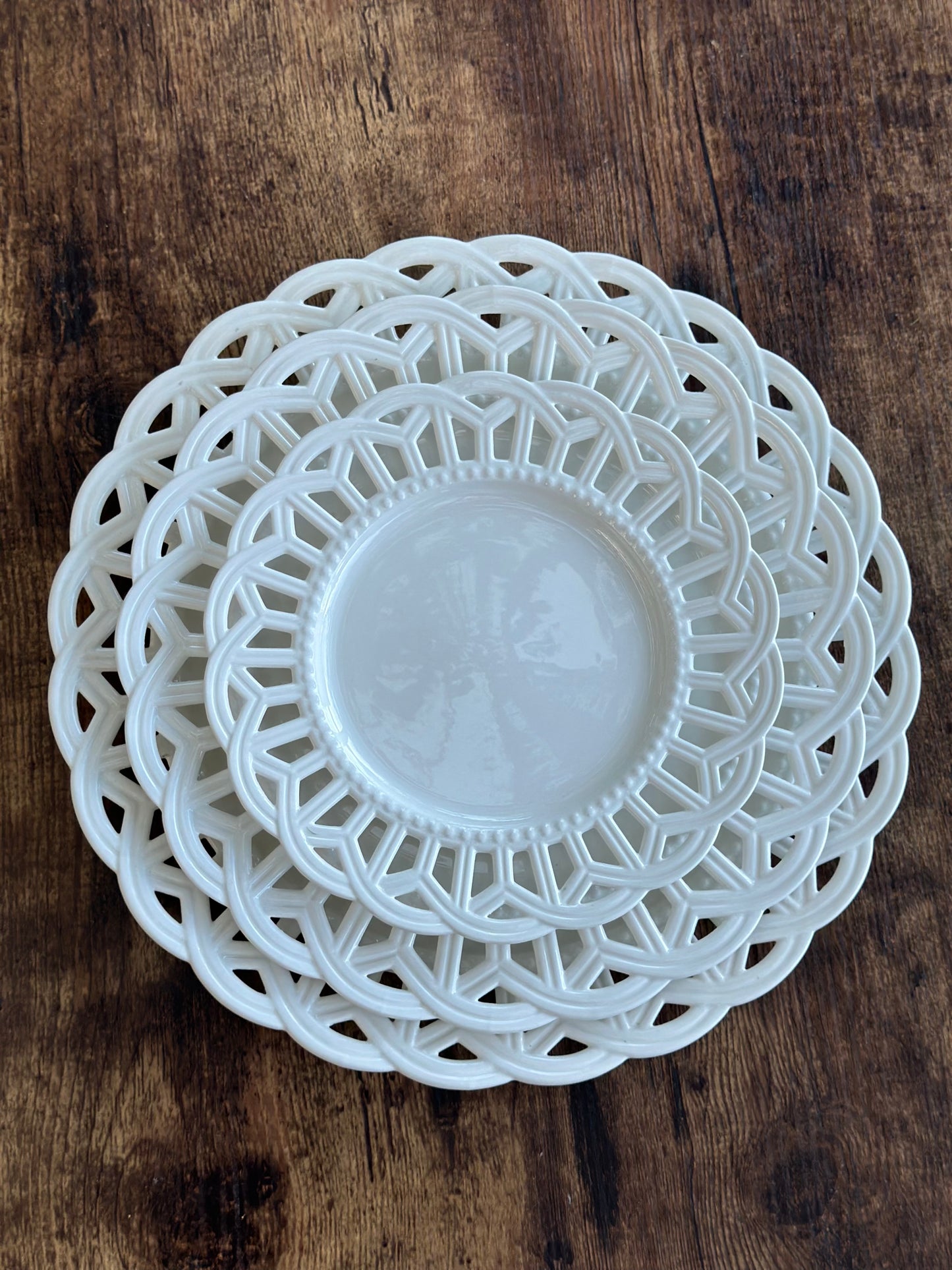 NA-PL-074 Plato Blanco Calado, Set x 3. 8 Puestos