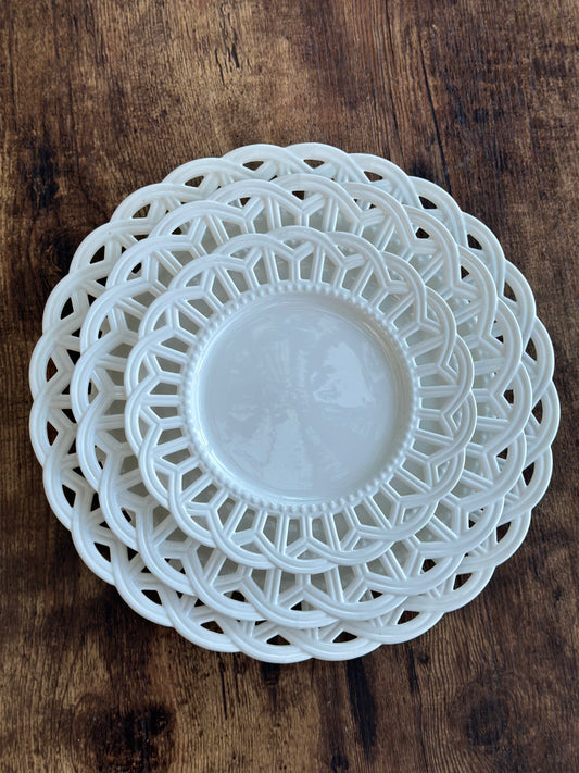 NA-PL-074 Plato Blanco Calado, Set x 3. 8 Puestos