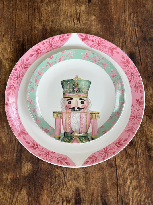 NA-PL-078  Vajilla Cascanueces Pastel. Set x 3. 8 Puestos