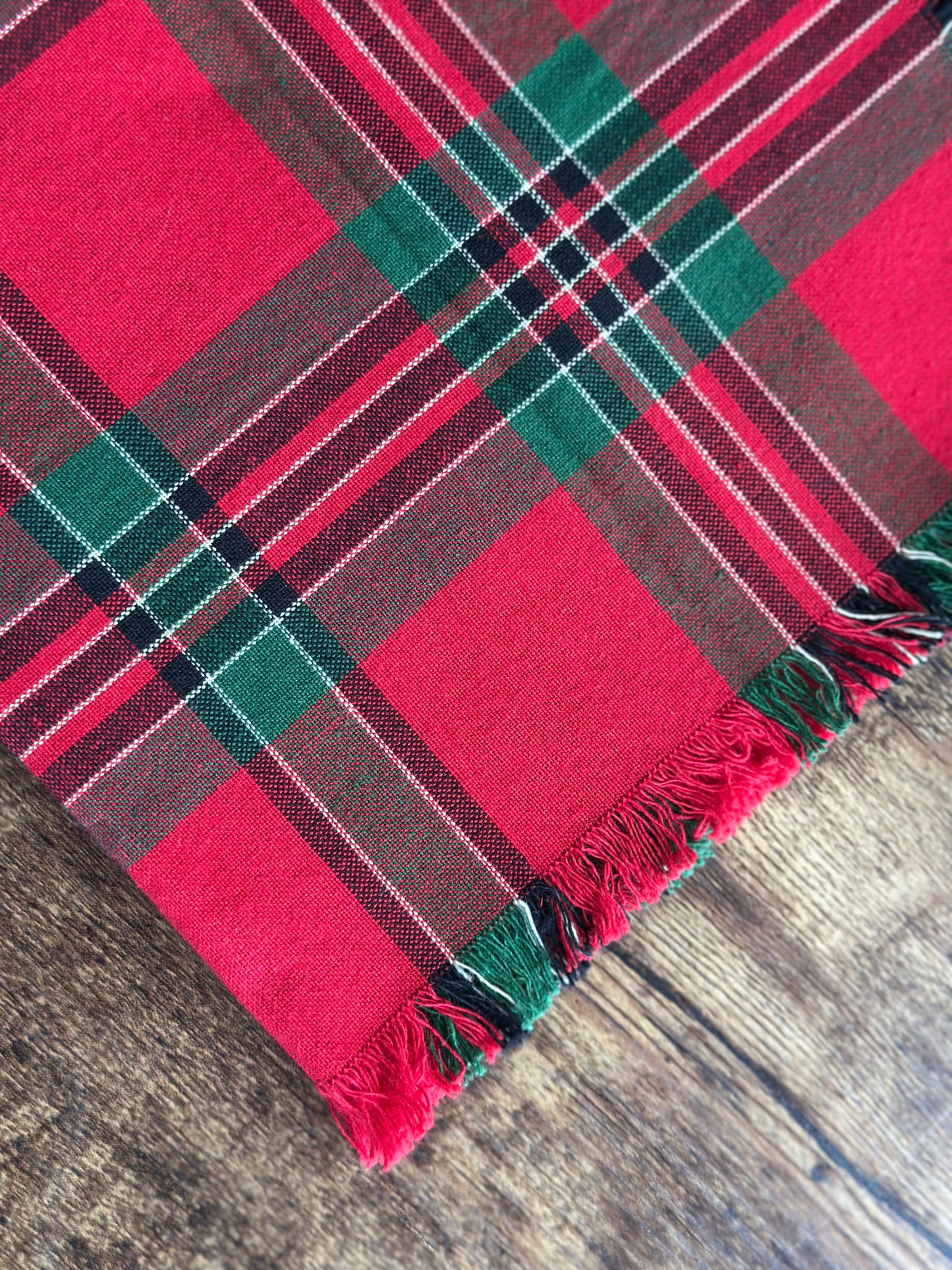 NA-SE-012 Servilletas Escocesa Rojo & Verde Navidad x 8