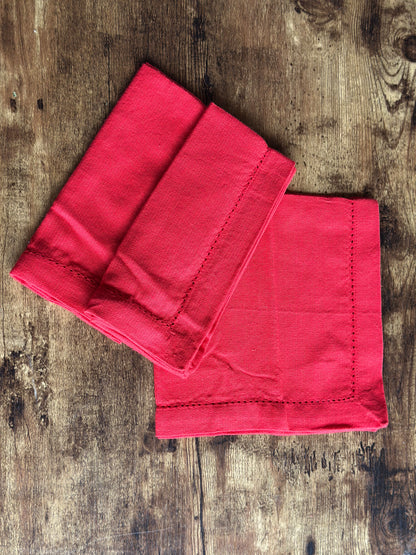 NA-SE-013 Servilletas Rojas Filo con Perforación x 8 Navidad