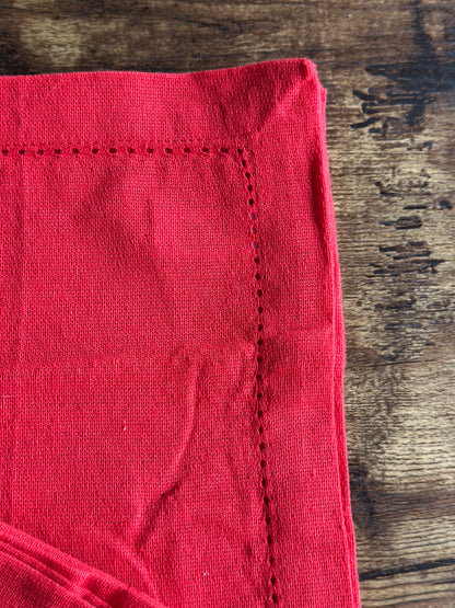 NA-SE-013 Servilletas Rojas Filo con Perforación x 8 Navidad