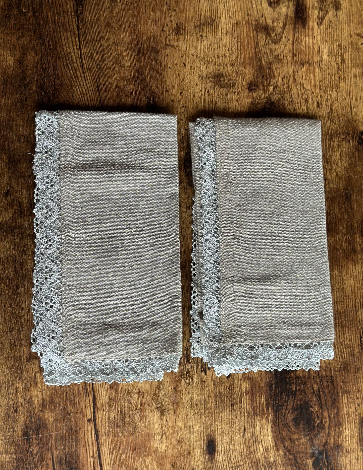 NA-SE-015 Servilletas Doradas, Borde Encaje Navidad x 8