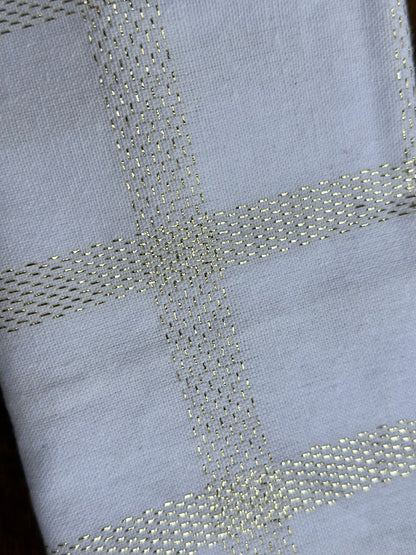 NA-SE-025 Servilletas Blancas con Cuadros Dorados Navidad x 4