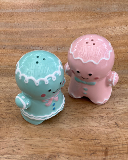 NA-SP-008 Salero / Pimentero Galletas Jengibre Pastel Navidad