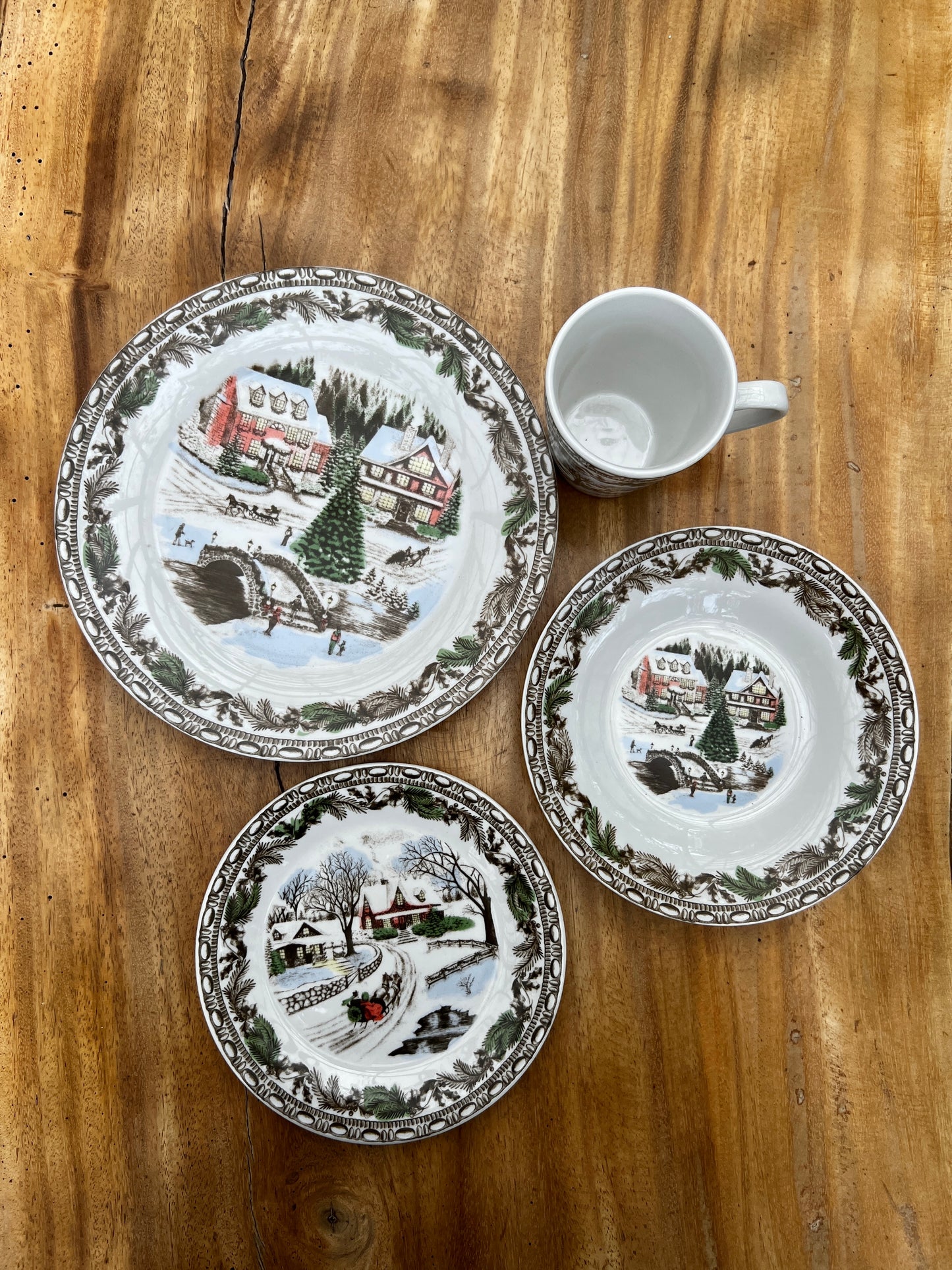 NA-VA-004 Vajilla Paisaje Navideño Navidad 6 puestos 24 piezas