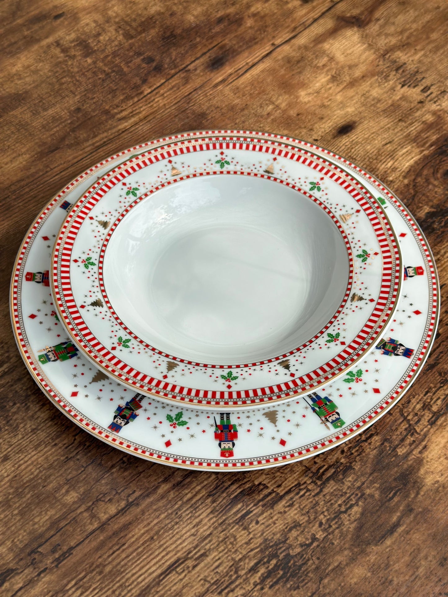 NA-VA-006 Vajilla Cascanueces x 6 Puestos Navidad