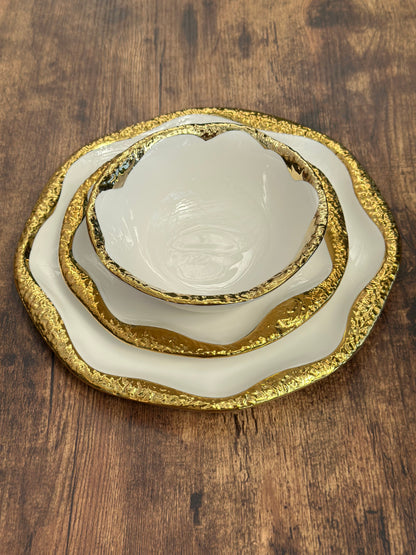 NA-VA-011 Vajilla Bordo Dorado Grueso. Set x 4. 8 Puestos