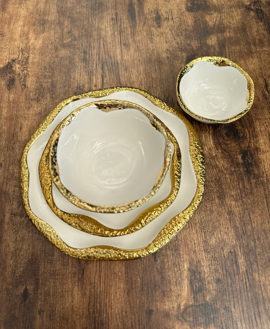 NA-VA-011 Vajilla Bordo Dorado Grueso. Set x 4. 8 Puestos