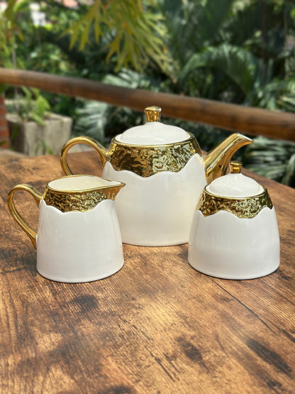 NA-VA-011 Vajilla Bordo Dorado Grueso. Set x 4. 8 Puestos