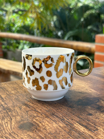 NA-VA-015 Vajilla Animal Print Dorado. 8 Puestos & Set de Te