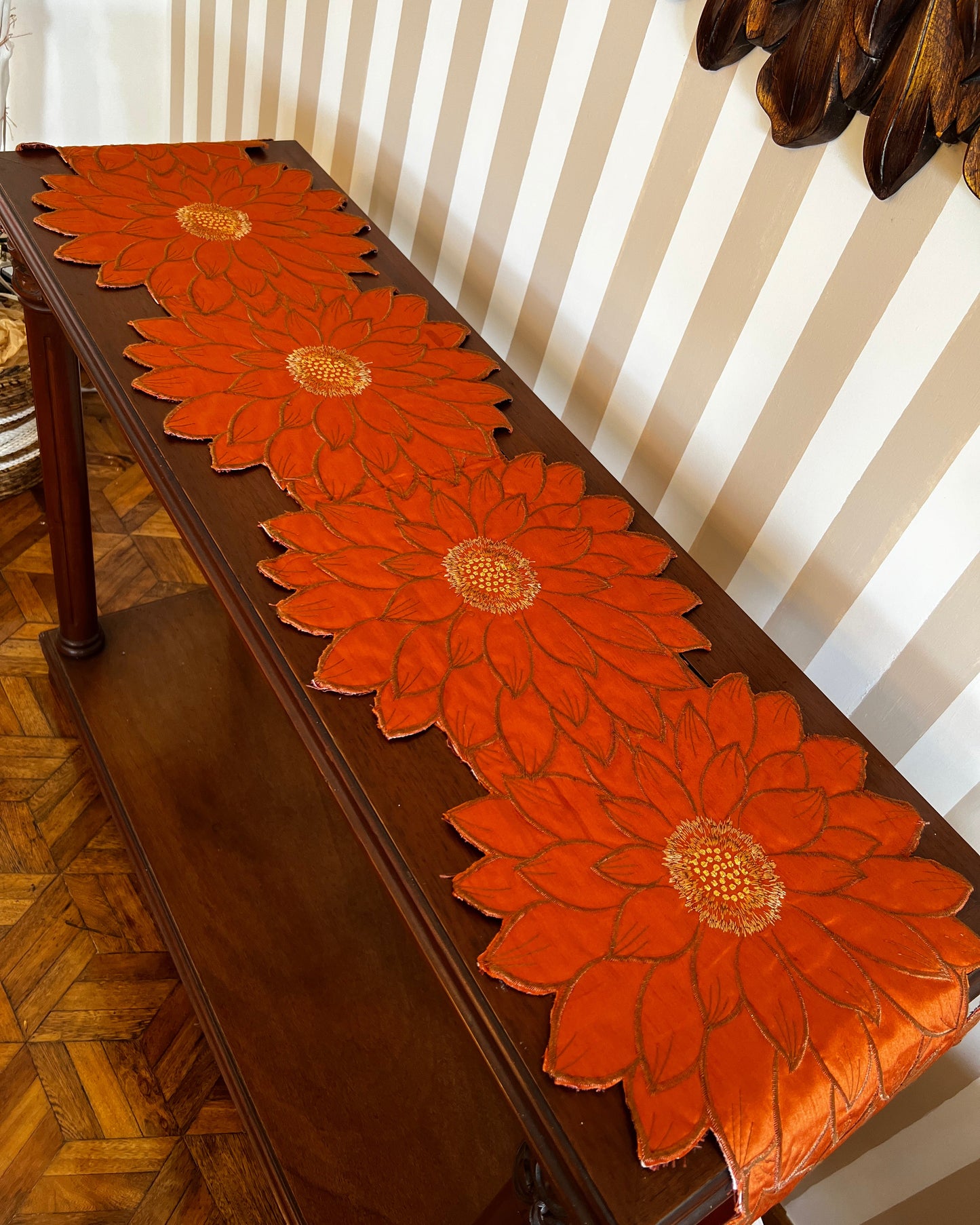 OT-CA-006 Camino de Mesa Flores Terracota Otoño