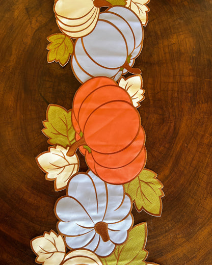 OT-CA-008 Camino de Mesa Calabazas Pastel Bordado Otoño