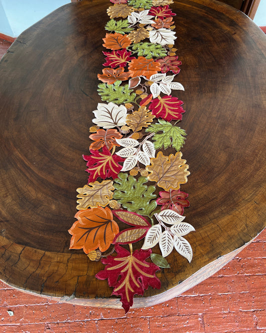 OT-CA-017 Camino de Mesa Hojas de Otoño Caladas