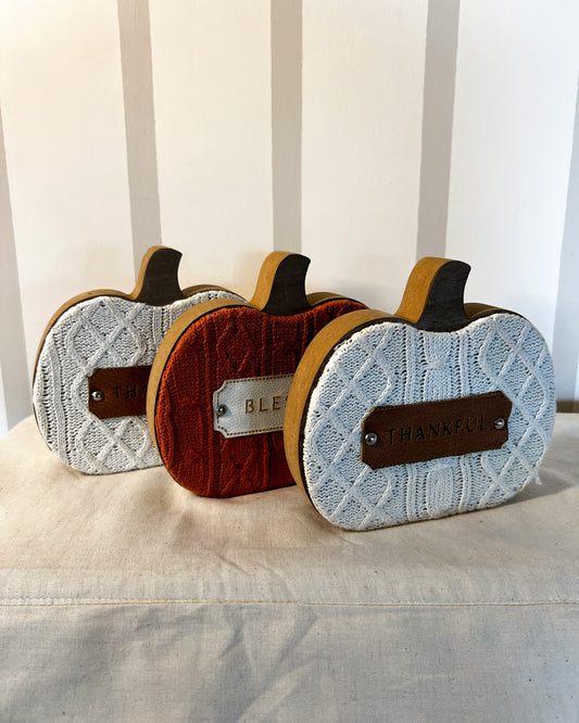 OT-DE-055 Decoración Letreros Calabazas Madera Otoño x 3