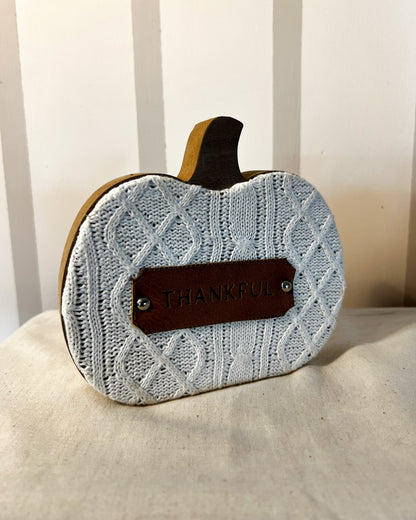 OT-DE-055 Decoración Letreros Calabazas Madera Otoño x 3