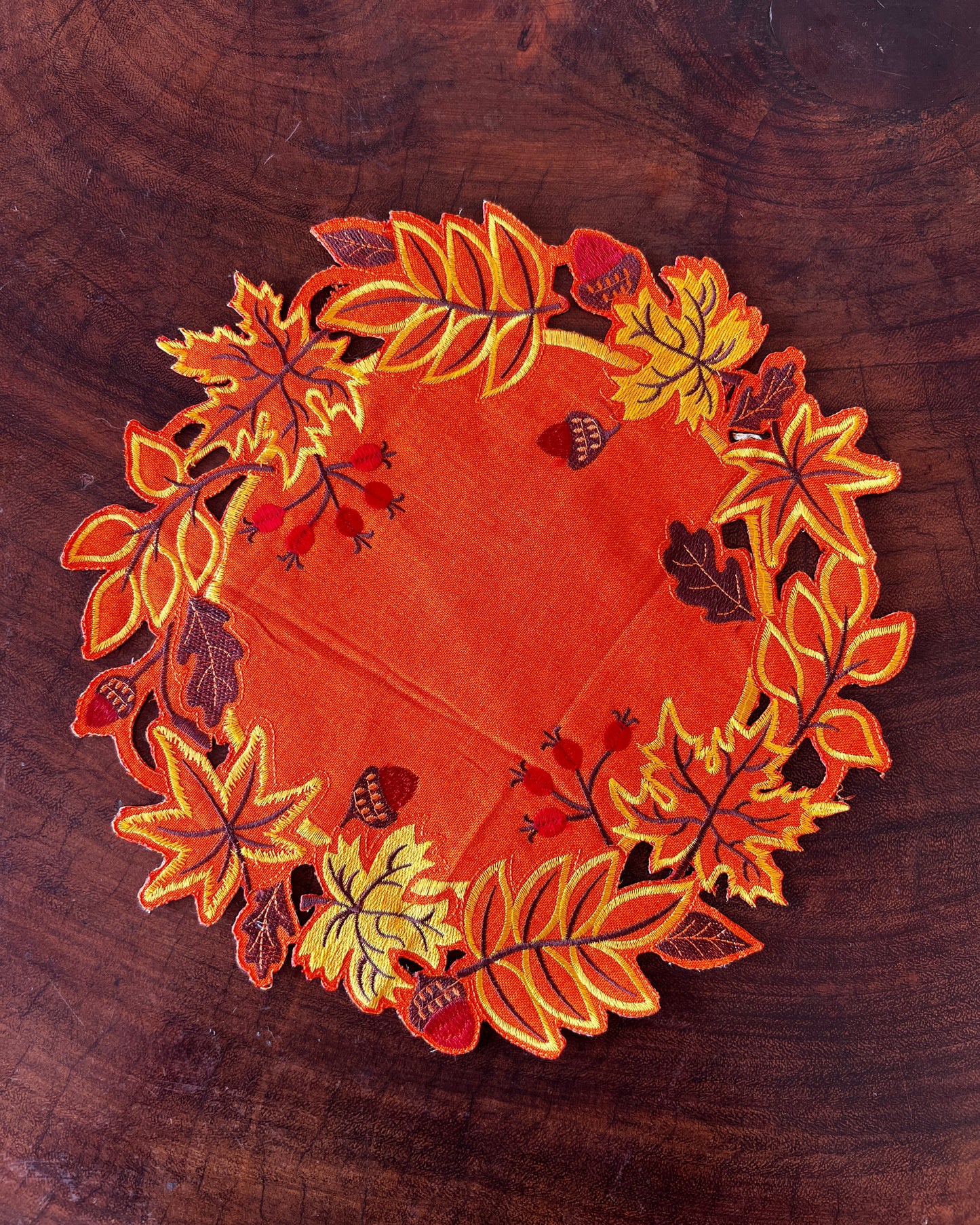 OT-IN-004 Individual Hojas de Otoño Redondo x 8