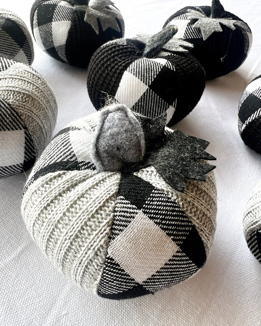 OT-MP-001 Marcadores de Puesto Caja Calabaza Bufalo Otoño x 8