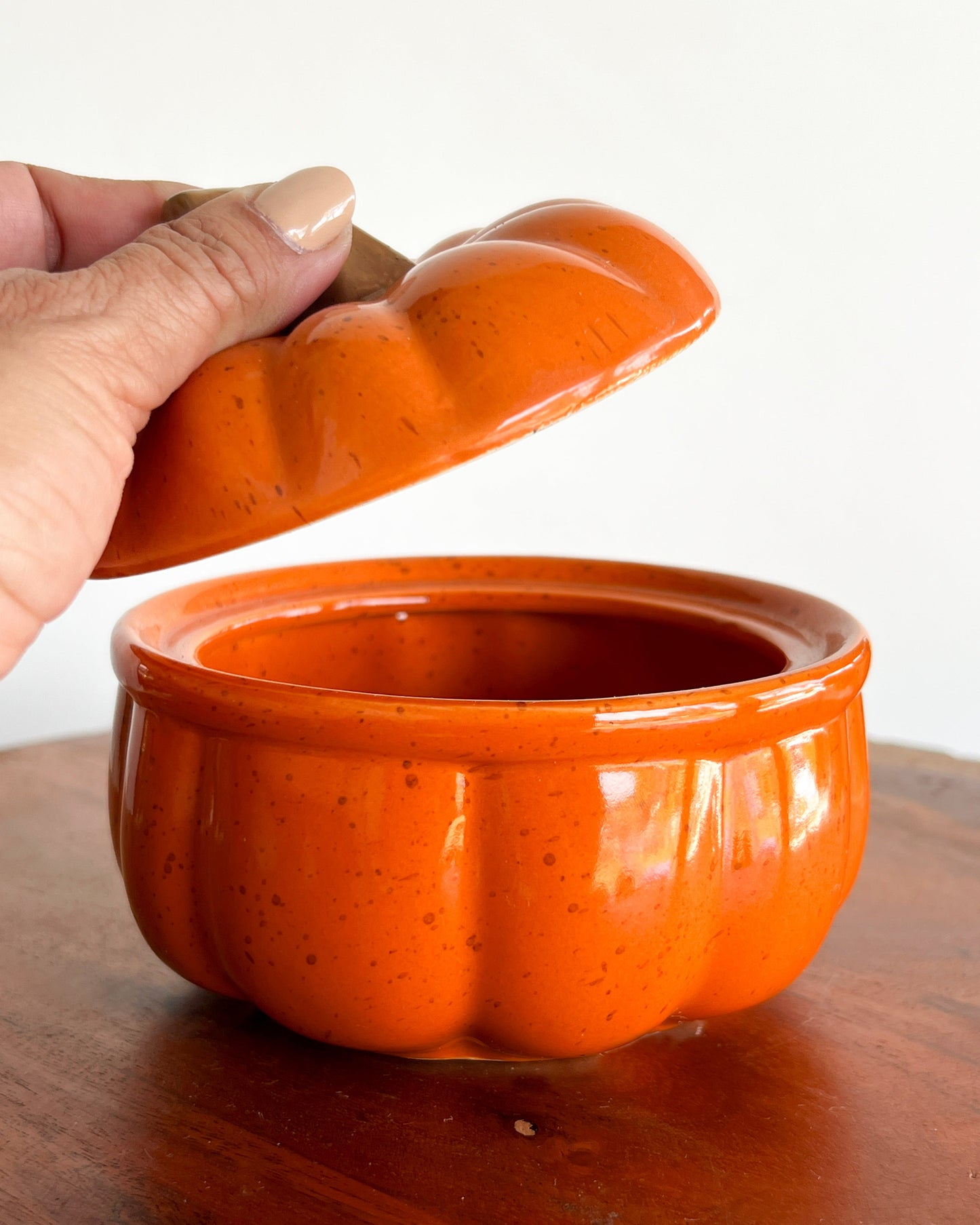 OT-SO-002 Sopera Calabaza con Puntos 13cm Otoño