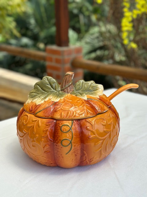 OT-SO-007 Sopera Gigante Calabaza con Cuchara Otoño